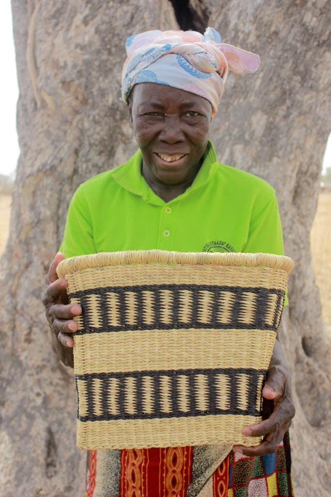 FANTE: Handcrafted Black Stripe Rectangular Bike Basket - Bike Basket - The Basket Room 